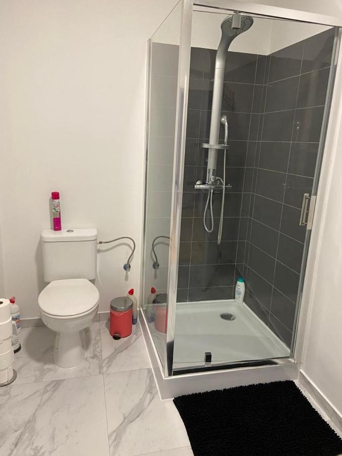 Modern Apartment Third Floor بروكسل المظهر الخارجي الصورة